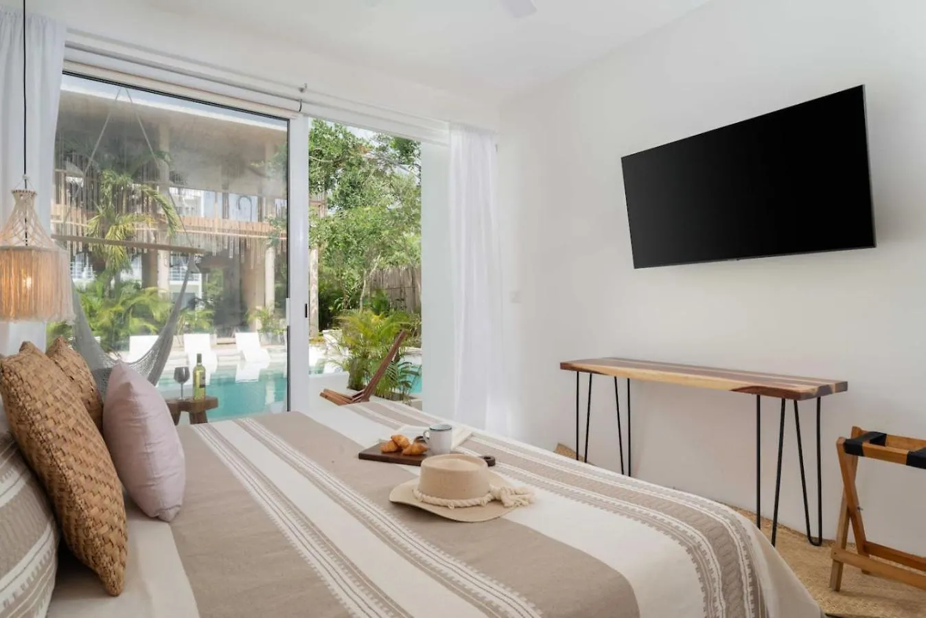 Modern And Stylish Studio In Muuk טולום 0*,